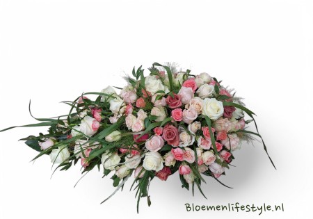 Rouwstuk 'Gemengd Rozenensemble'